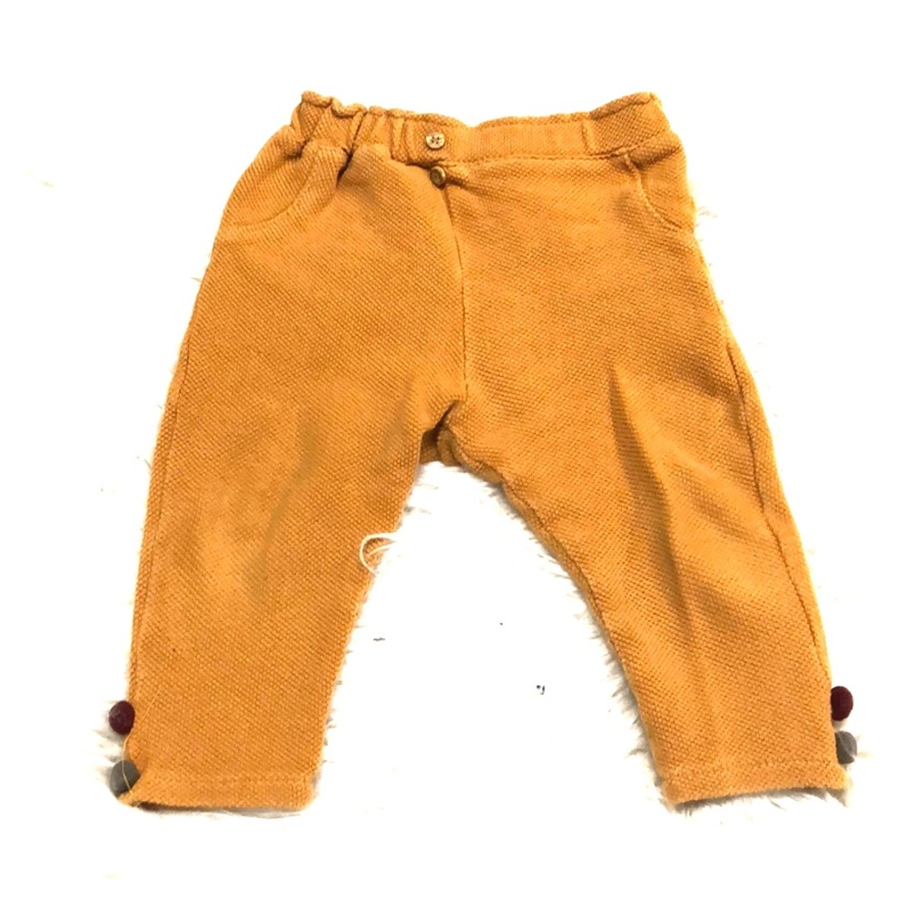 Zara 💛 Adorable Mustard Yellow Pants w/ PomPoms